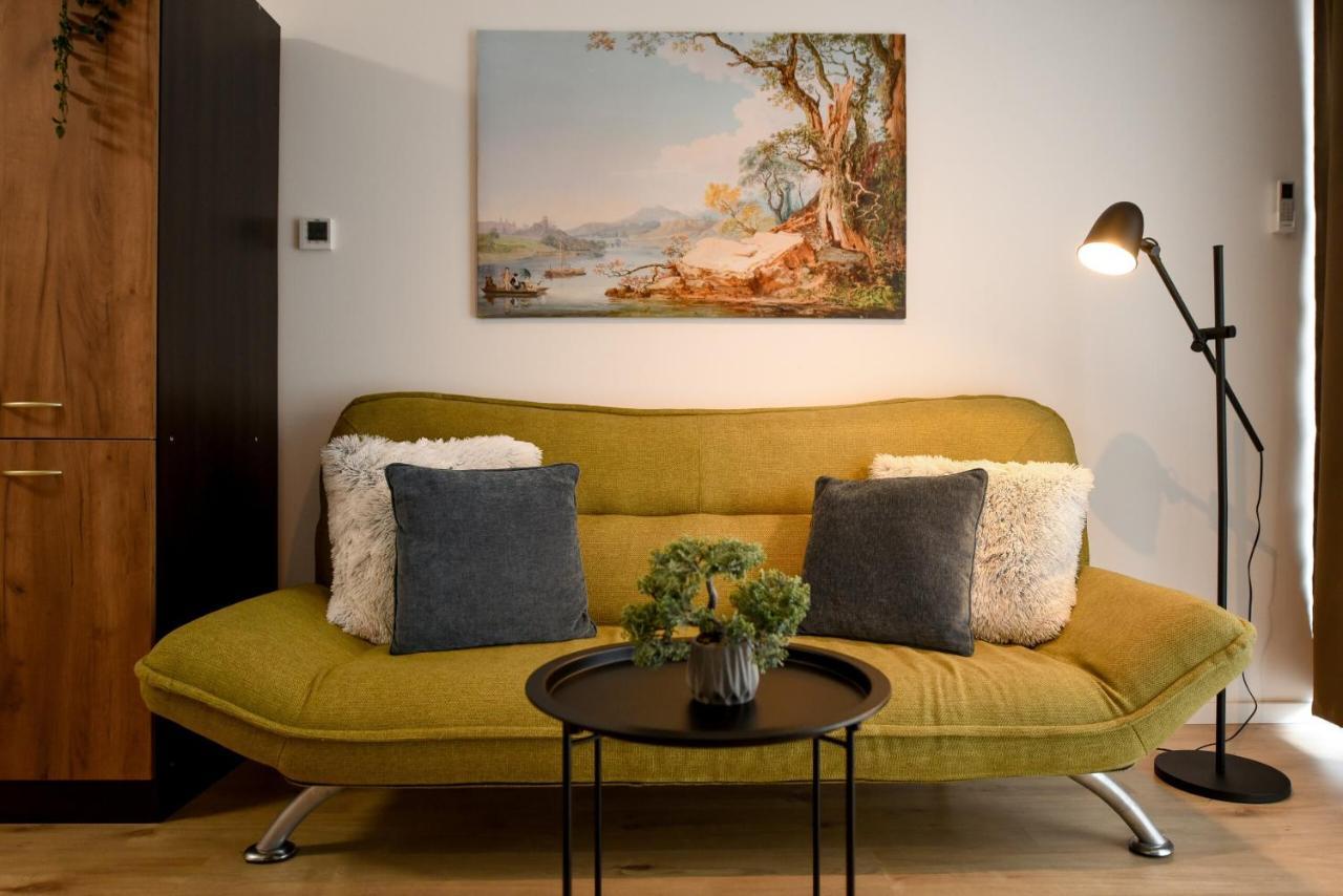 Apartament cu balcon